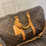 ルイ・ヴィトンを売るなら高価買取のアップへご来店下さい!!