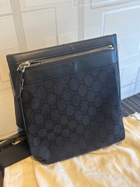 グッチを売るなら高価買取の買取りセンターアップへお任せ下さい!!