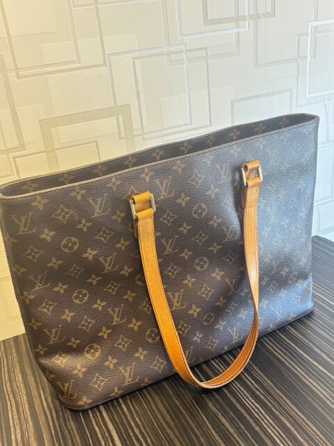 ルイ・ヴィトンを売るなら買取りセンターアップにお持ち込み下さい!!