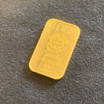 純金・インゴット・地金　高価買取致します!