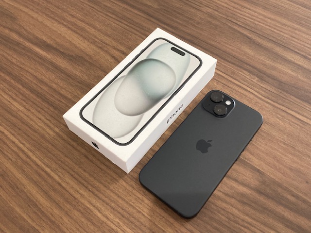 iPhoneなら赤ロムも買取します！