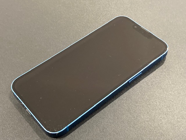 iPhone (支払い中・画面割れ・赤ロム)の売却は当店へご相談下さい！